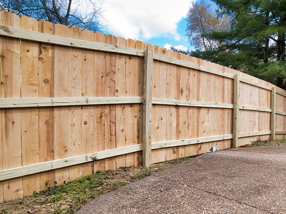 Commercial Wood Fence Company In Tulsa Oklahoma