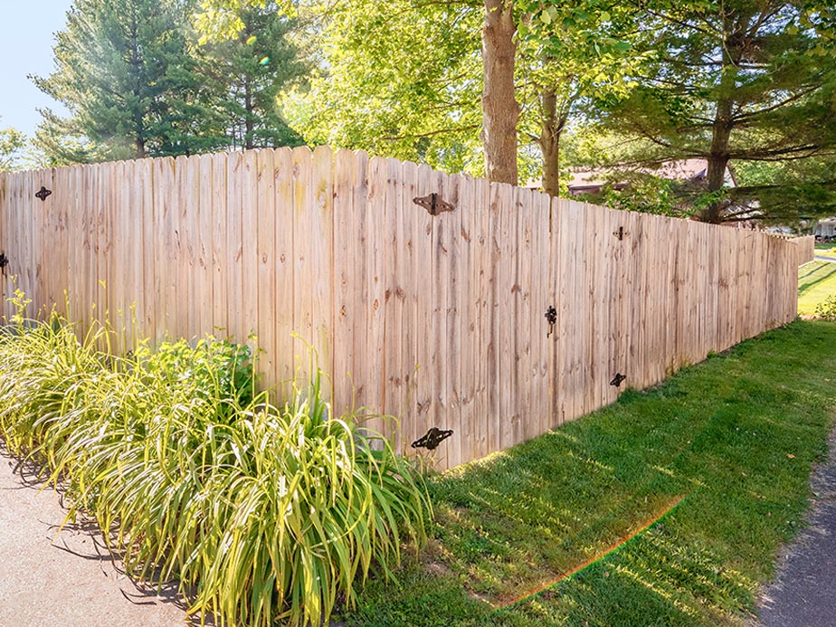 Broken Arrow Oklahoma Professional Fence Installation